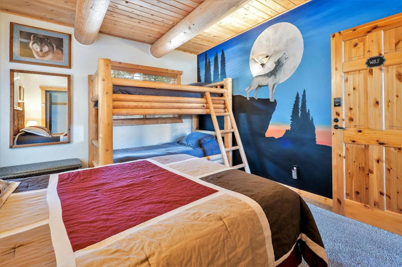 The Hideaway Hostel ไอส์แลนด์พาร์ก ภายนอก รูปภาพ
