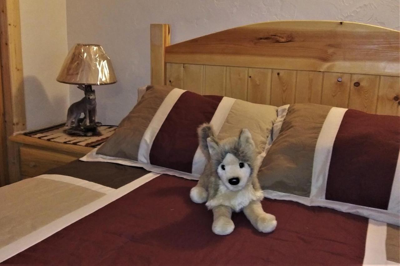 The Hideaway Hostel ไอส์แลนด์พาร์ก ภายนอก รูปภาพ